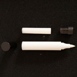 Diverso OEM de los estilos del uso 4ml del negro del lápiz fácil del lápiz de ojos con extremidad de la fibra