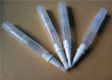 Un buen precio. Material cosmético PP Brillo de labio brillante impermeable 2 ml Diseño de logotipo personalizable en línea