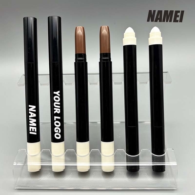 Un buen precio. Envases nuevos de cosméticos 4g Rojo Blanco Rojo Lápiz labial Pluma de plástico tubo con astillador y cepillo de algodón en línea