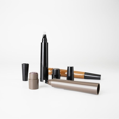 Un buen precio. Contenedor de cejas líquidas convenientemente diseñado para lápiz de revestimiento de ojos en línea