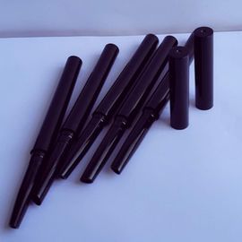 Un buen precio. Con una sola cabeza, lápiz para labios marrón, material ABS, lápiz impermeable para labios. en línea