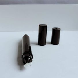 Un buen precio. Envasado de lápiz de maquillaje con lápiz de ojos de larga duración Impresión de logotipo personalizado ISO en línea