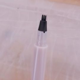 Un buen precio. Tres tenedores Liquid Eyeliner lápiz impermeable Pp material colores personalizados en línea